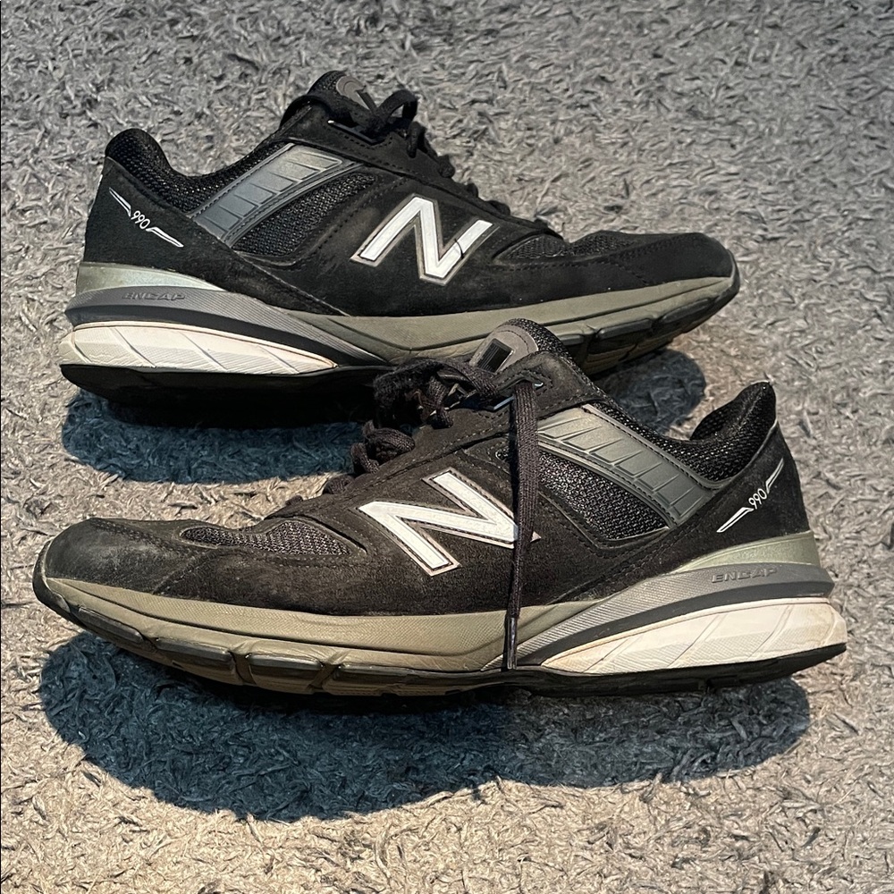 New balance 990 v5